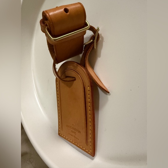LV luggage tag name tag two pieces - Picture 2 of 8